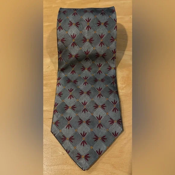 Audrey Buckner Gray and Red Geometric Silk Tie - Picture 2 of 5